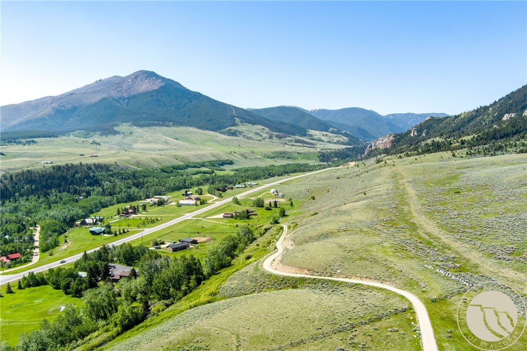 6625 US HWY 212