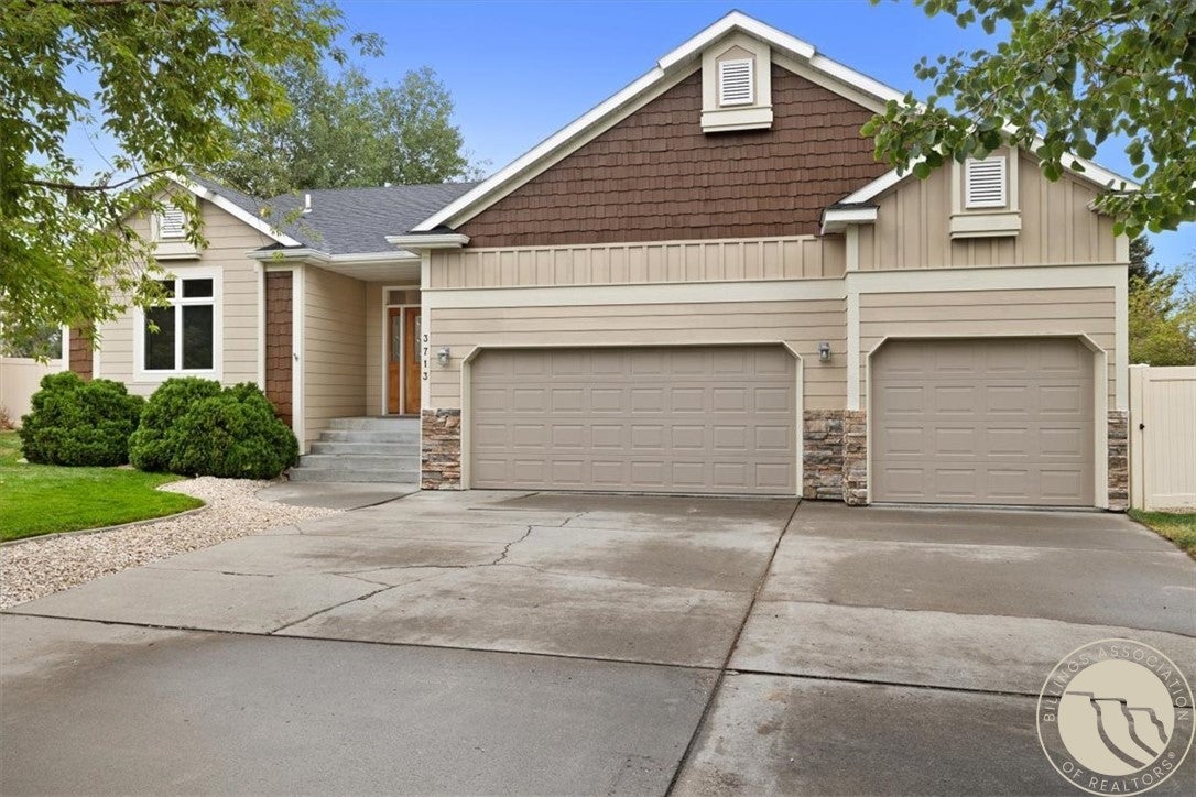 3713 Poly Drive