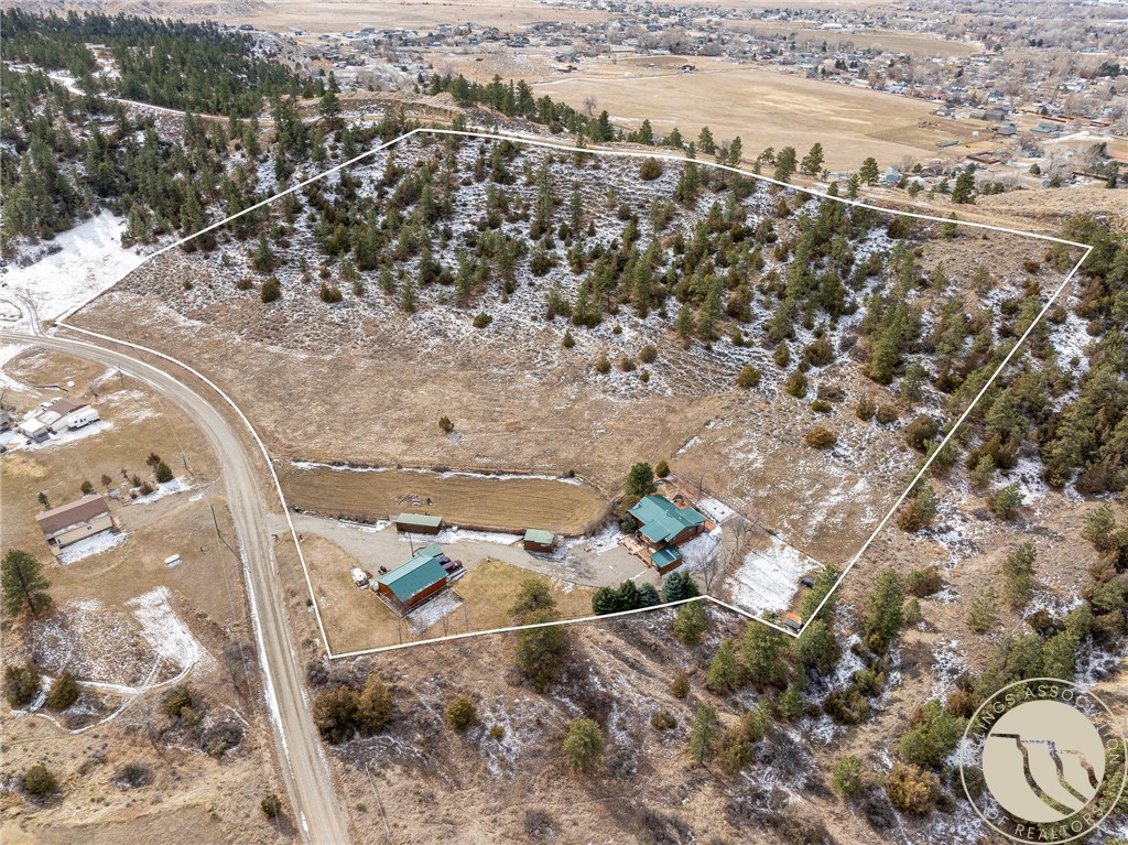 1102 Whispering Pines Drive