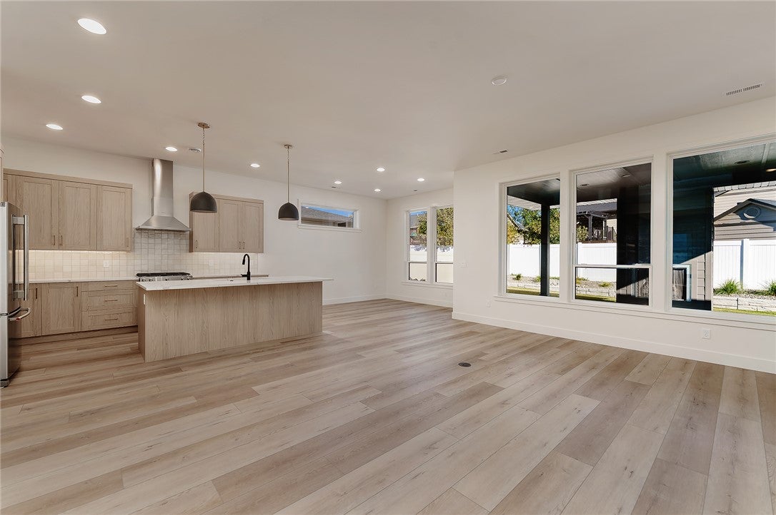 2519 Silver Pine Court
