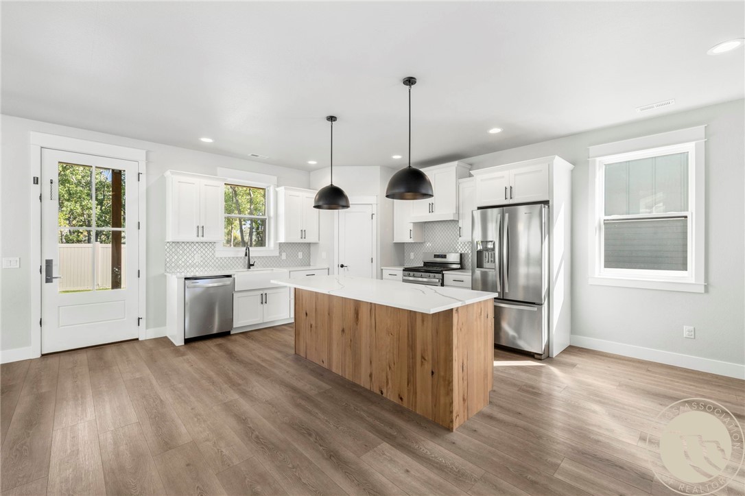 2711 Tulane Dr