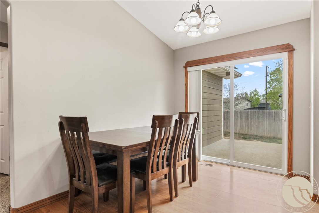 703 S Wagner Lane