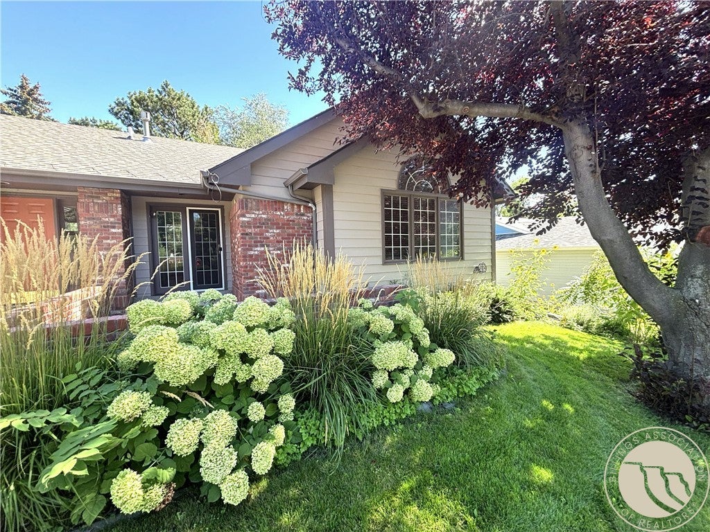 2885 Jennie Lane
