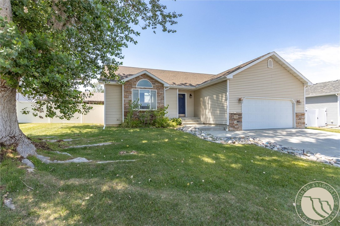 1284 Mirror Lake Lane