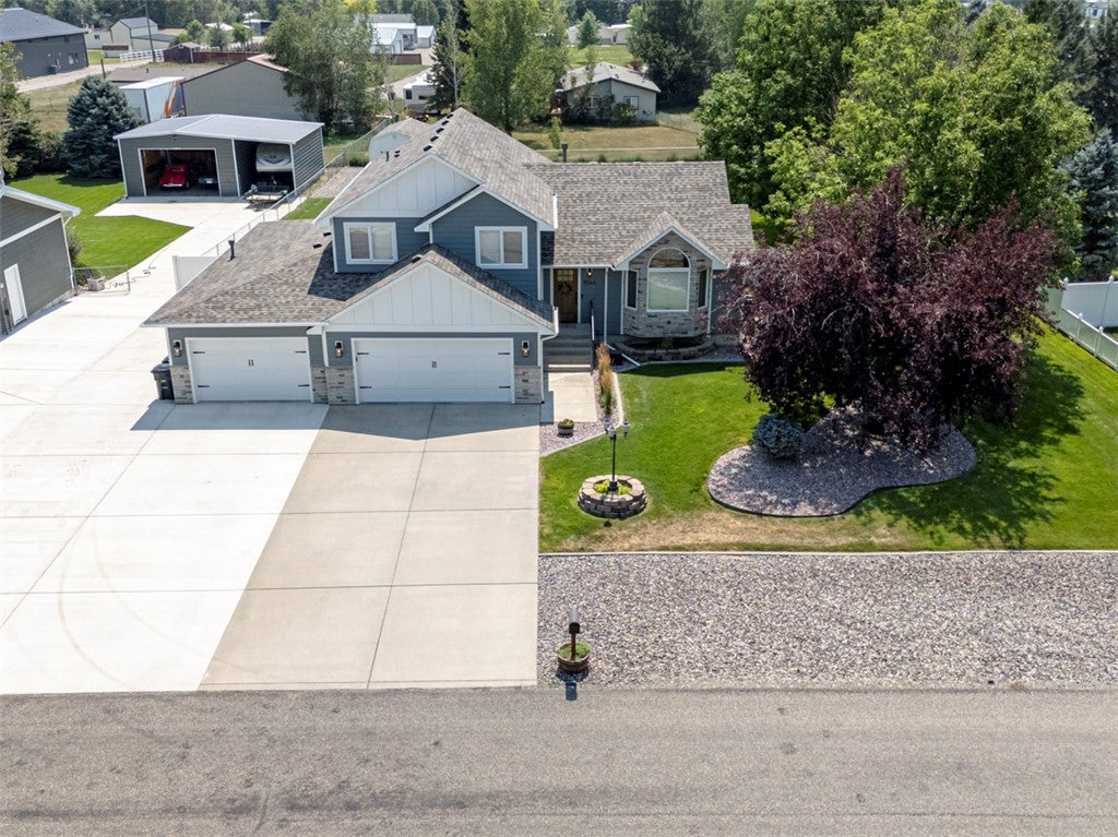9044 Snow Water Drive