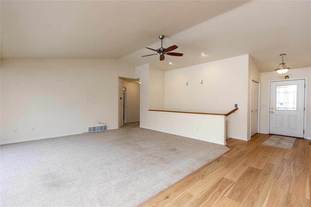 371 W Daffodil Drive