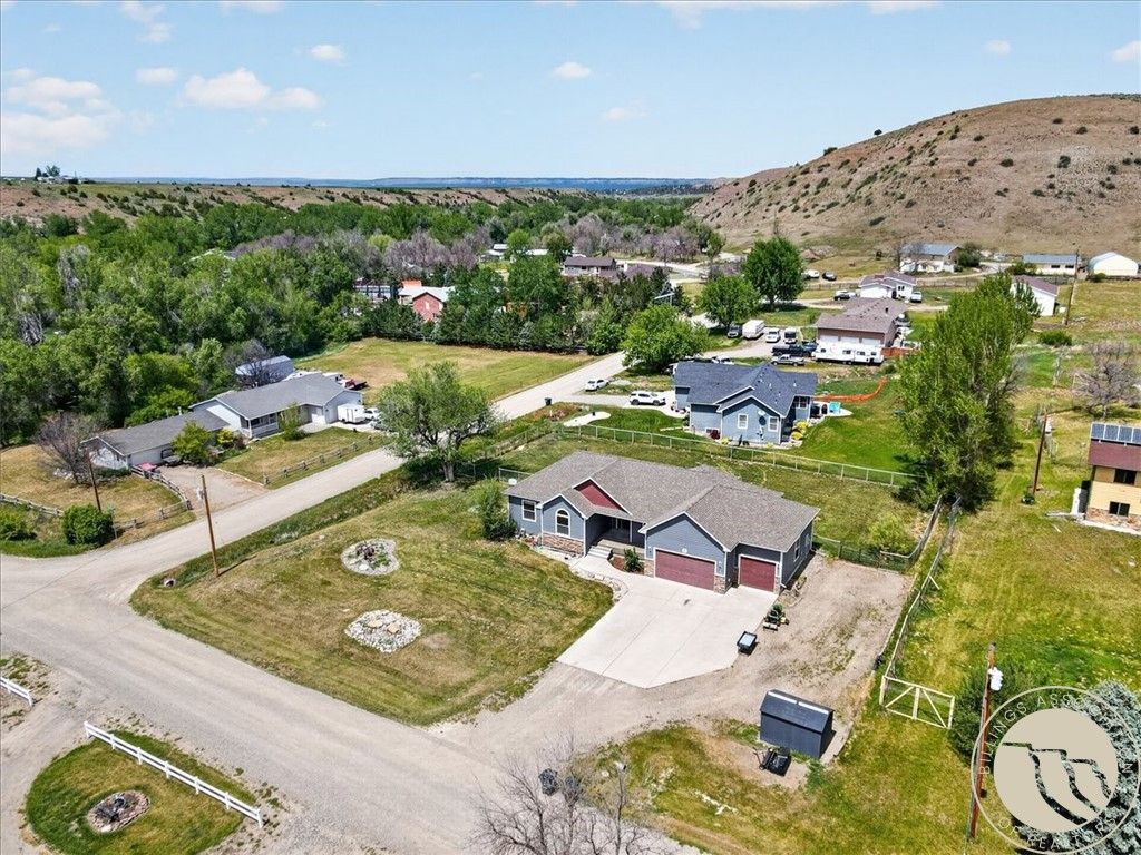 Photo of 3340 Aqui Esta Drive, Billings, MT 59101 (MLS # 359604)