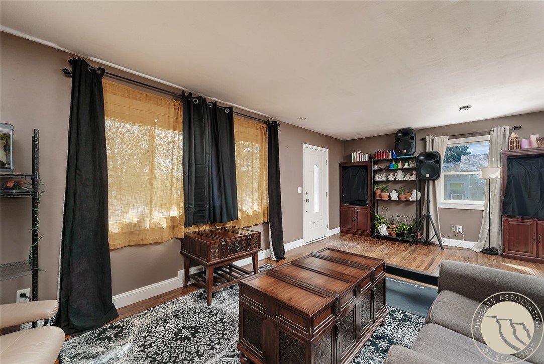 2316 Meadowood Street