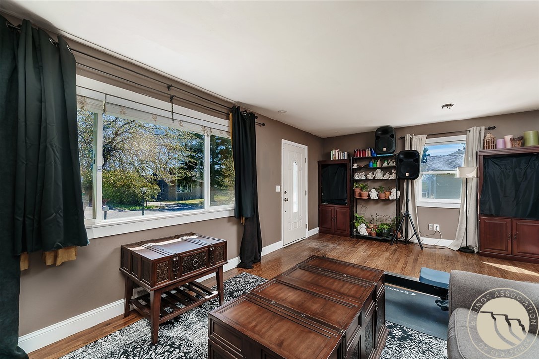 2316 Meadowood Street