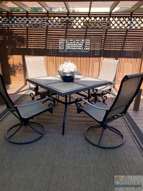 Billings, Montana 59102, United States, 4 Bedrooms Bedrooms, ,3 BathroomsBathrooms,Residential,Contingent,67379