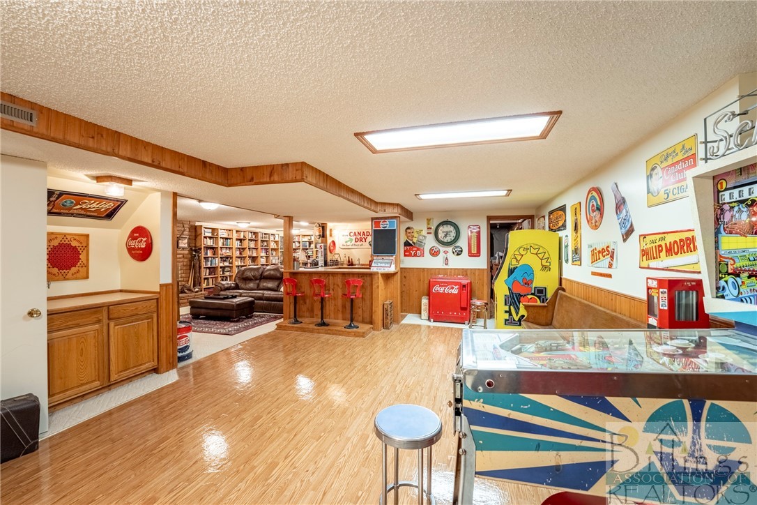 Billings, Montana 59102, United States, 4 Bedrooms Bedrooms, ,3 BathroomsBathrooms,Residential,Contingent,67379