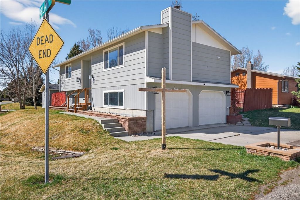 Photo of 774 Discus Circle, Billings, MT 59102 (MLS # 358384)