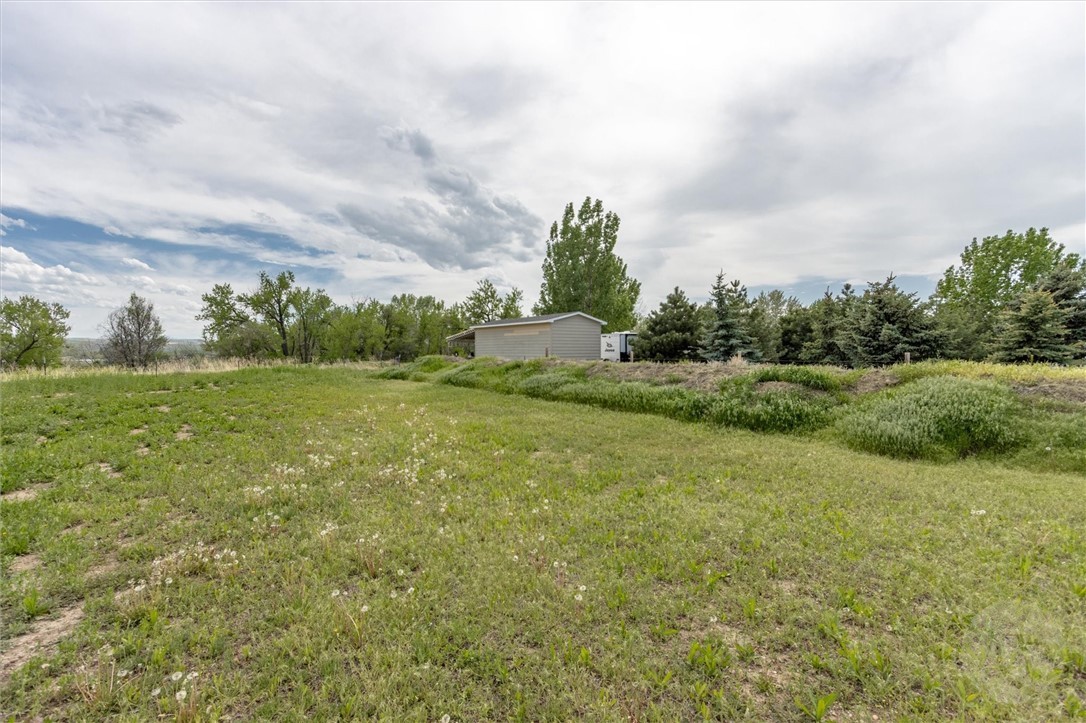 4827 Lorenz Ln