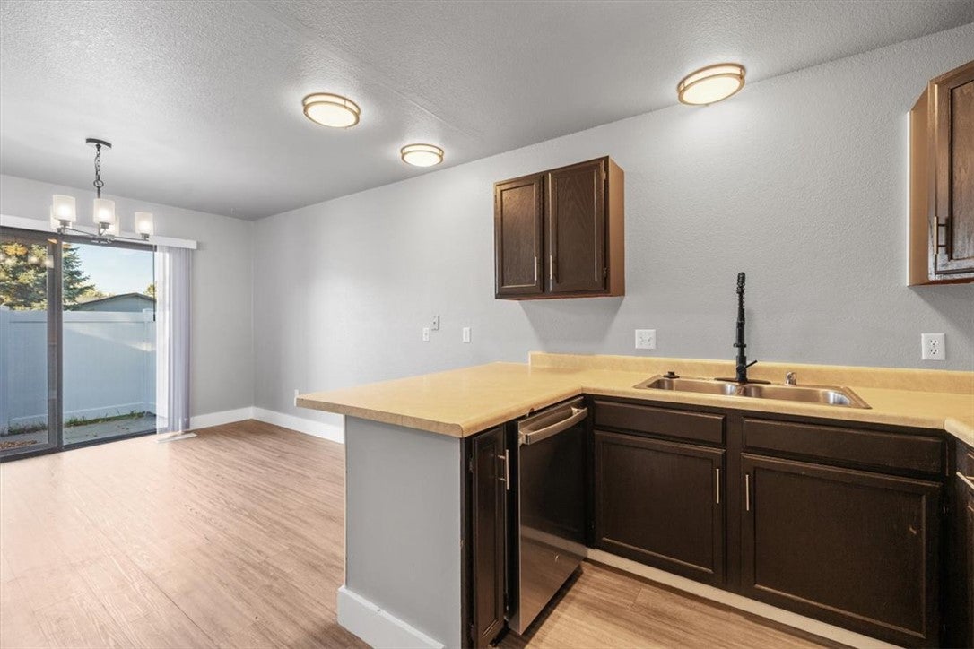4638 & 4640 Murphy Avenue