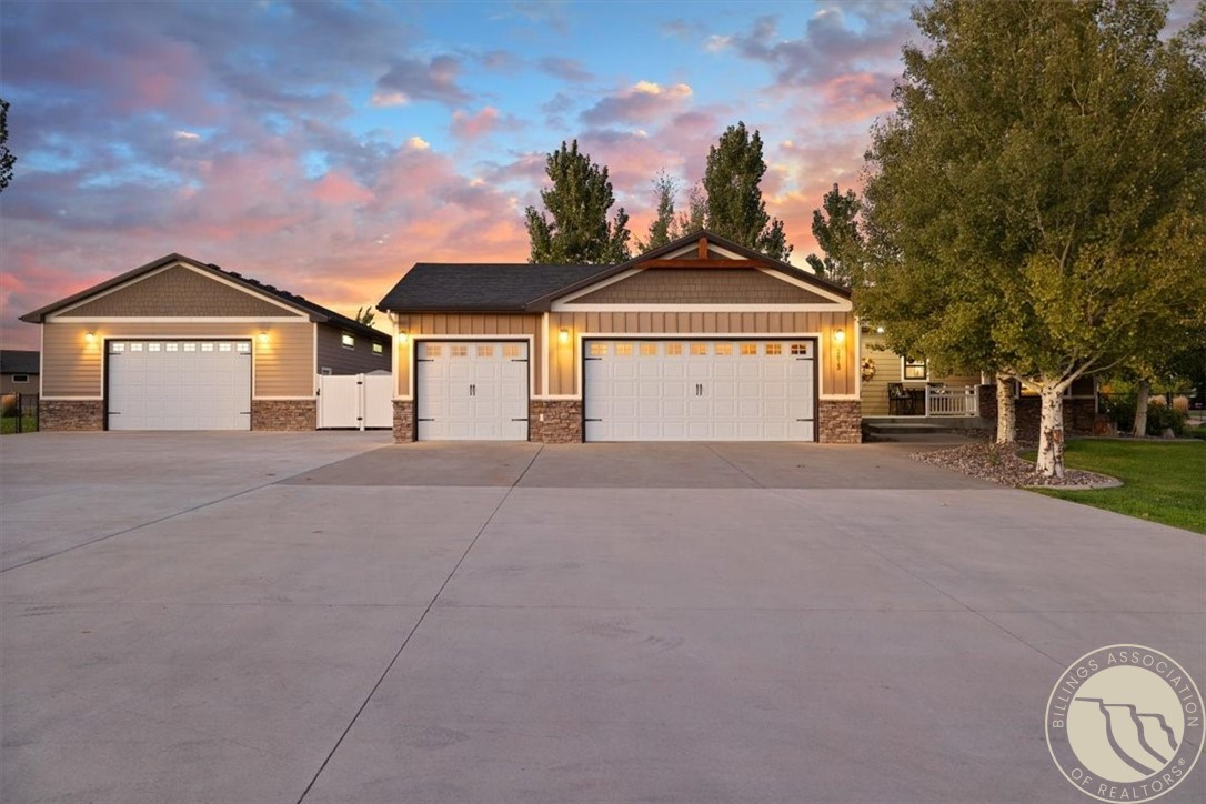 2613 Willow Wood Trail