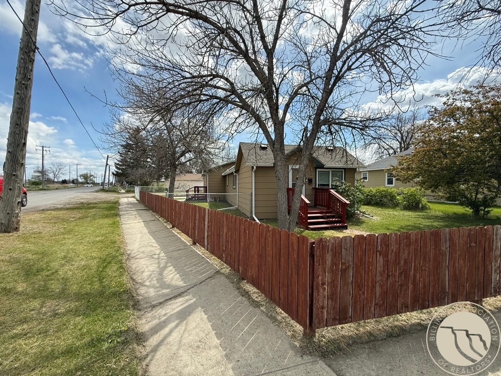 107 Forrest Avenue