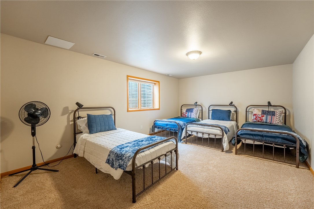 Billings, Montana 59102, United States, 4 Bedrooms Bedrooms, ,3 BathroomsBathrooms,Residential,Active,240724