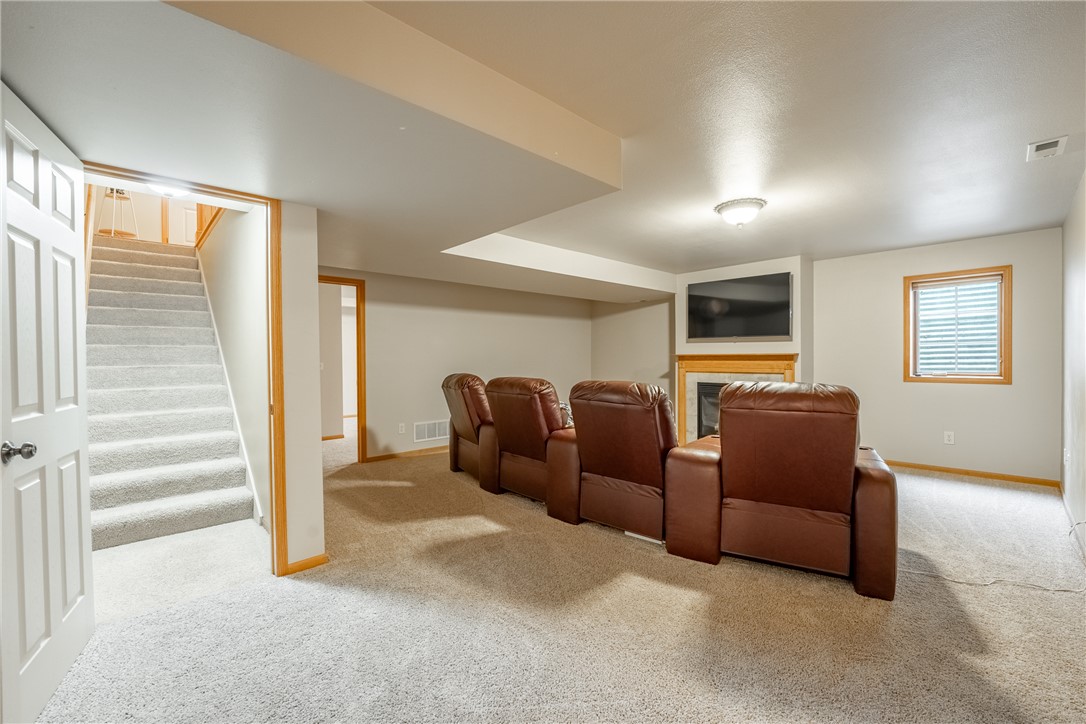 Billings, Montana 59102, United States, 4 Bedrooms Bedrooms, ,3 BathroomsBathrooms,Residential,Active,240724