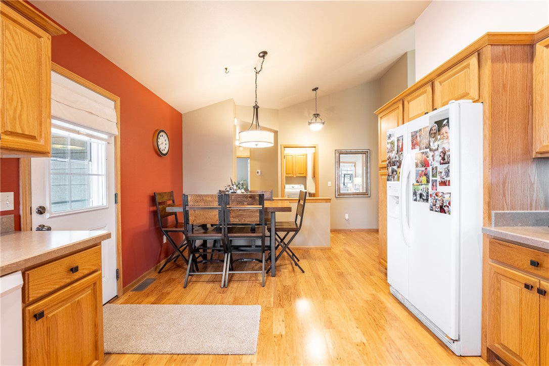 Billings, Montana 59102, United States, 4 Bedrooms Bedrooms, ,3 BathroomsBathrooms,Residential,Active,240724