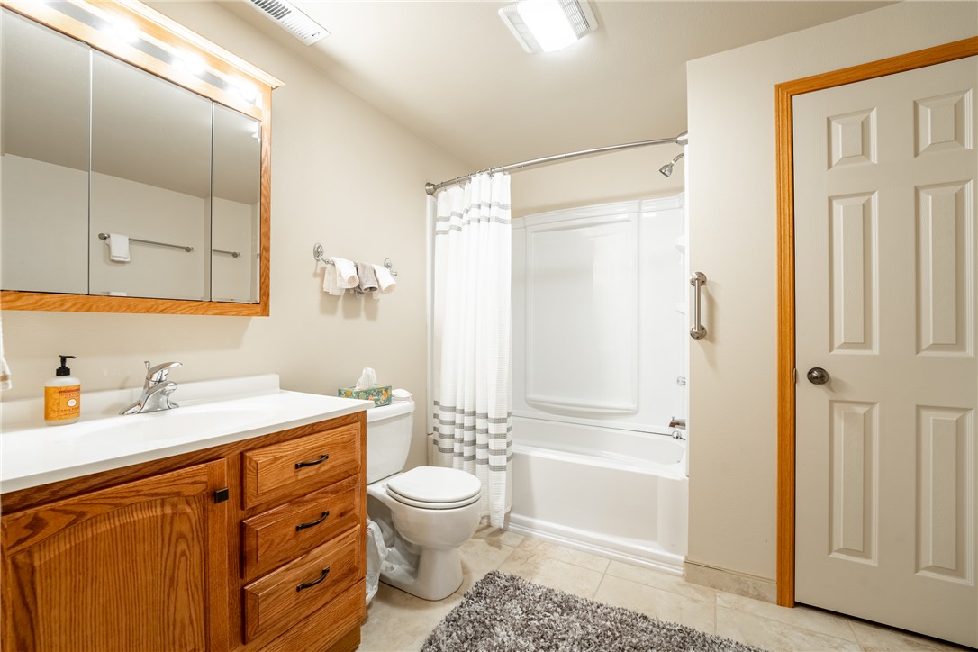 Billings, Montana 59102, United States, 4 Bedrooms Bedrooms, ,3 BathroomsBathrooms,Residential,Active,240724