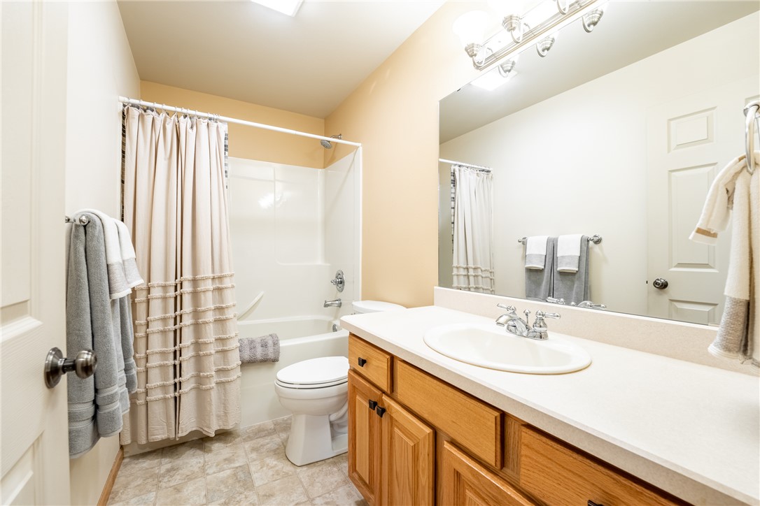 Billings, Montana 59102, United States, 4 Bedrooms Bedrooms, ,3 BathroomsBathrooms,Residential,Active,240724