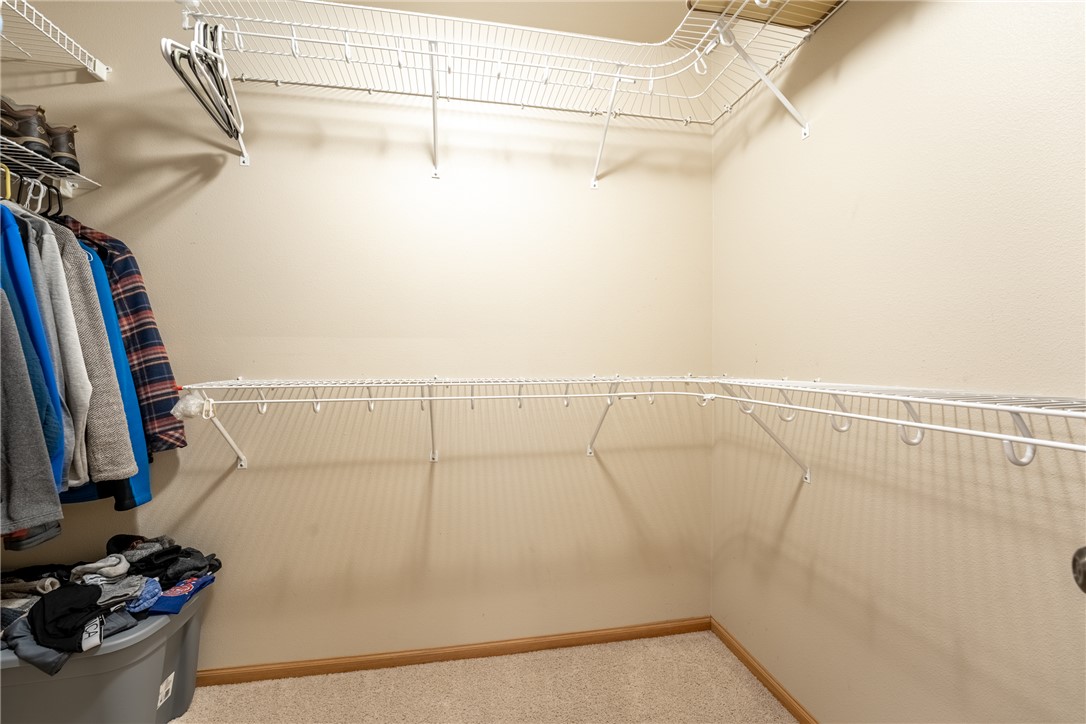 Billings, Montana 59102, United States, 4 Bedrooms Bedrooms, ,3 BathroomsBathrooms,Residential,Active,240724