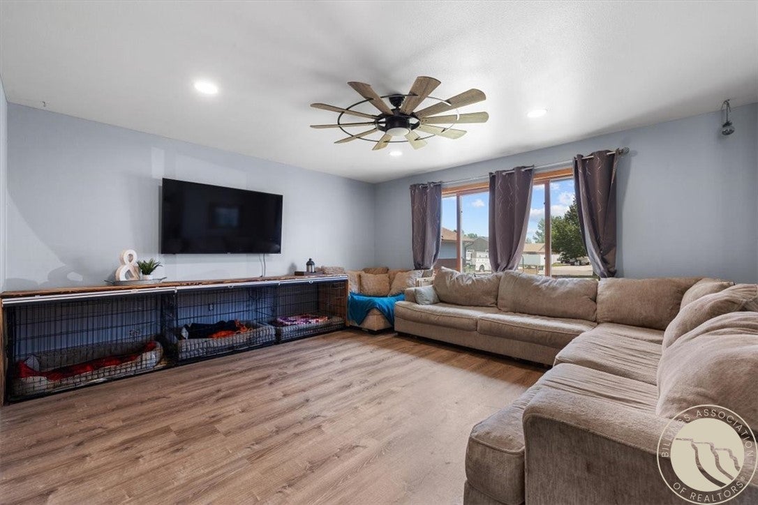 824 Troy Circle