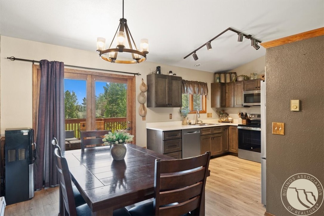 5107 Country View Drive