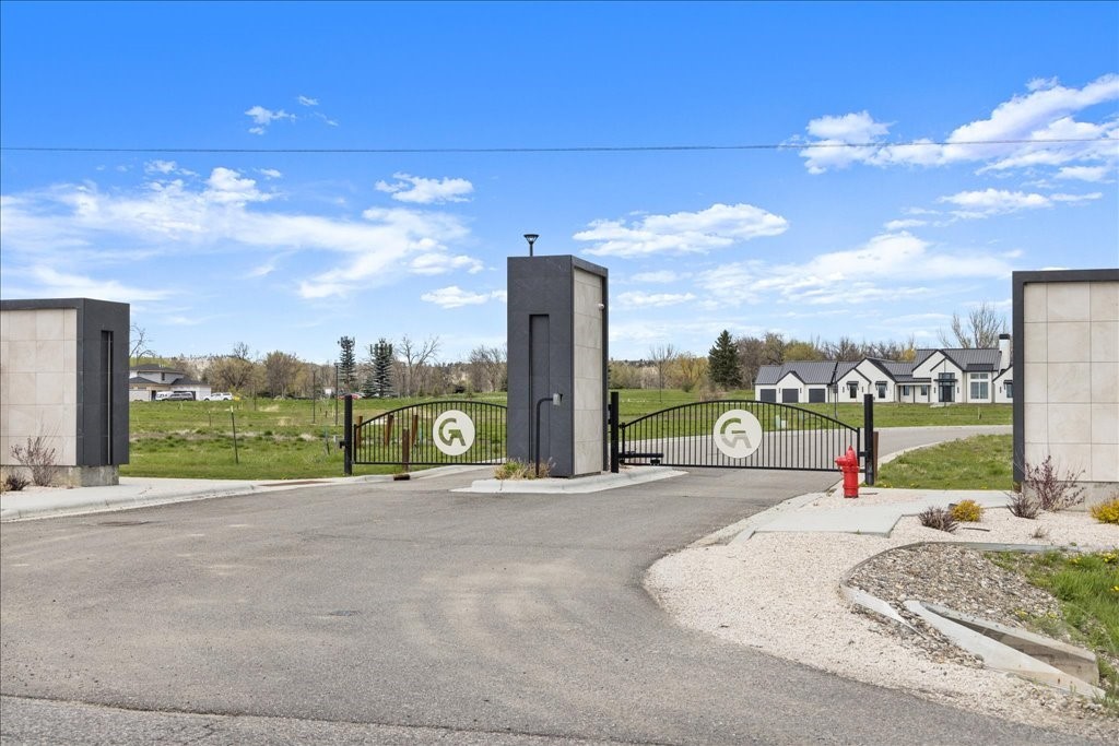 Lot 13 Glynn Abbey