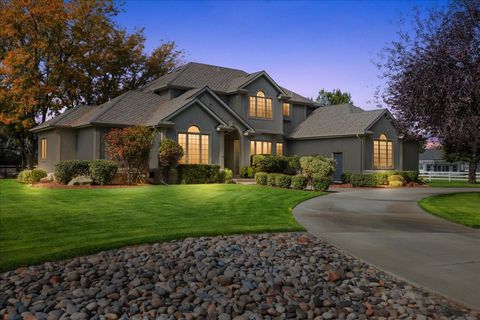 1200 Bluegrass Dr W Billings MT 59106