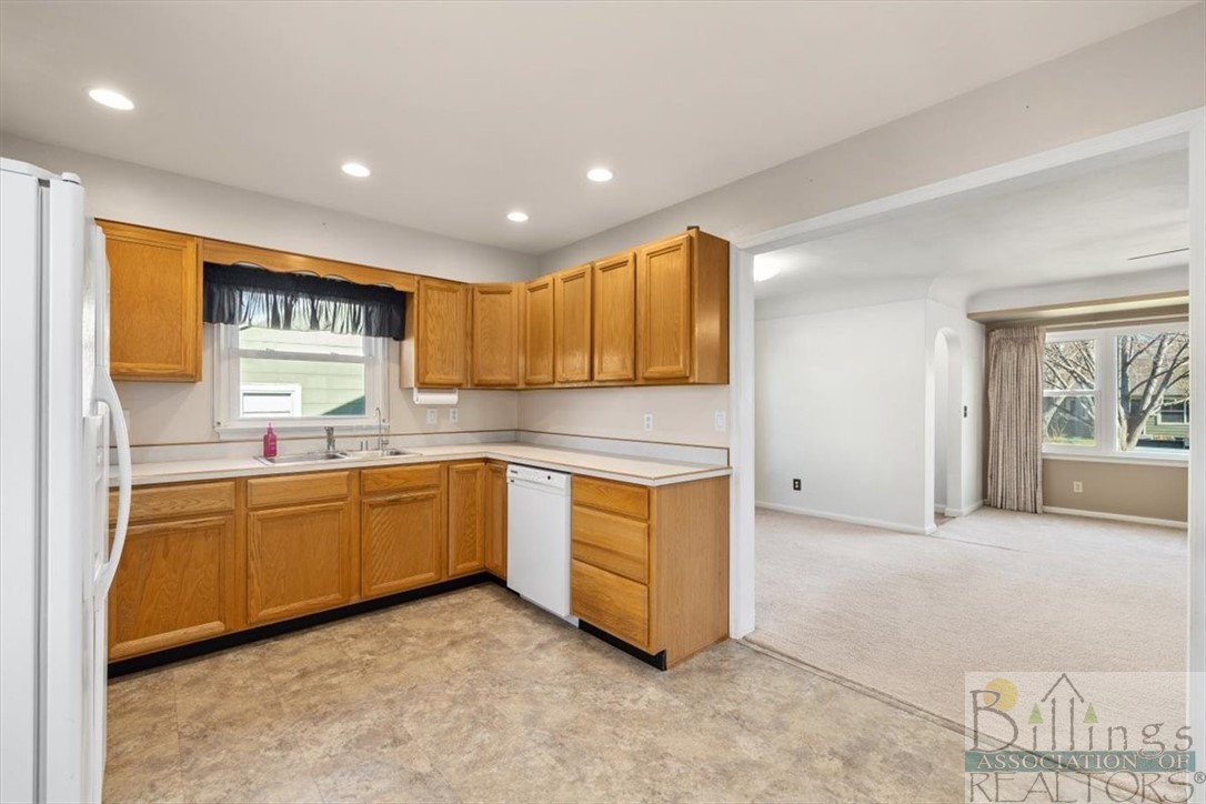 Billings, Montana 59102, United States, 2 Bedrooms Bedrooms, ,2 BathroomsBathrooms,Residential,Contingent,60224