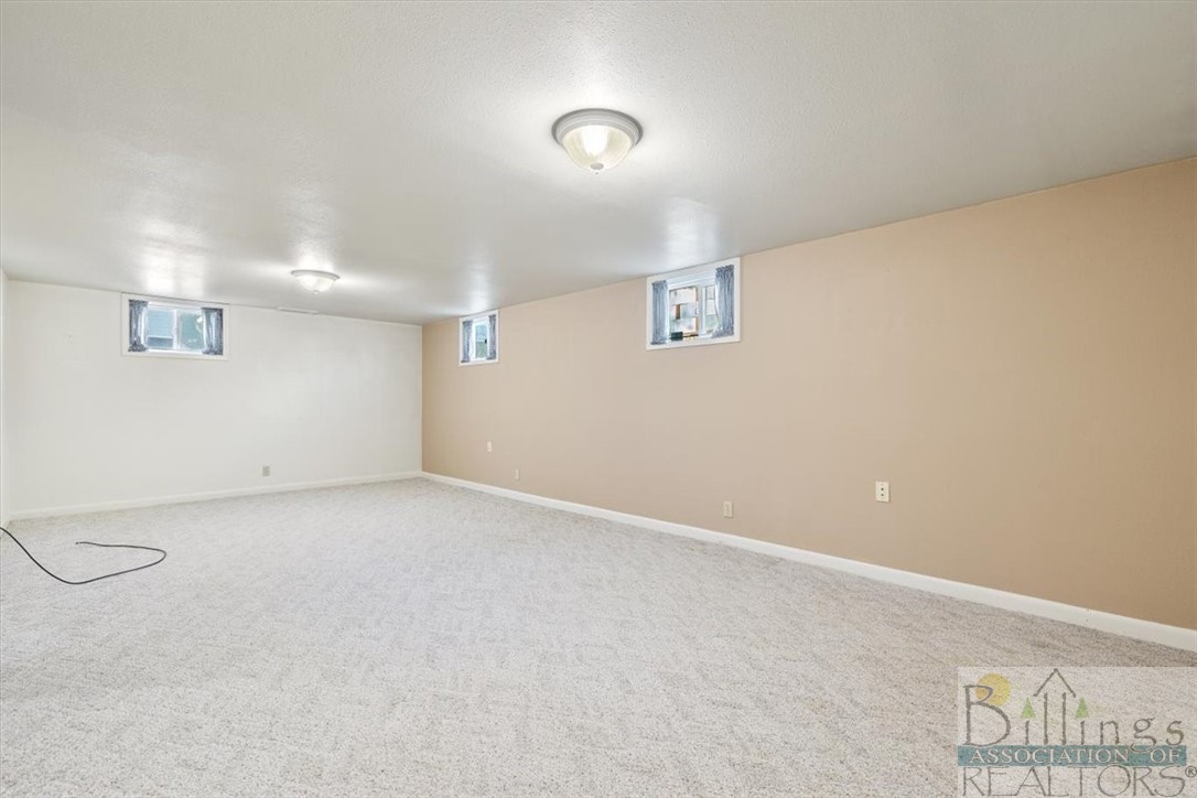 Billings, Montana 59102, United States, 2 Bedrooms Bedrooms, ,2 BathroomsBathrooms,Residential,Contingent,60224