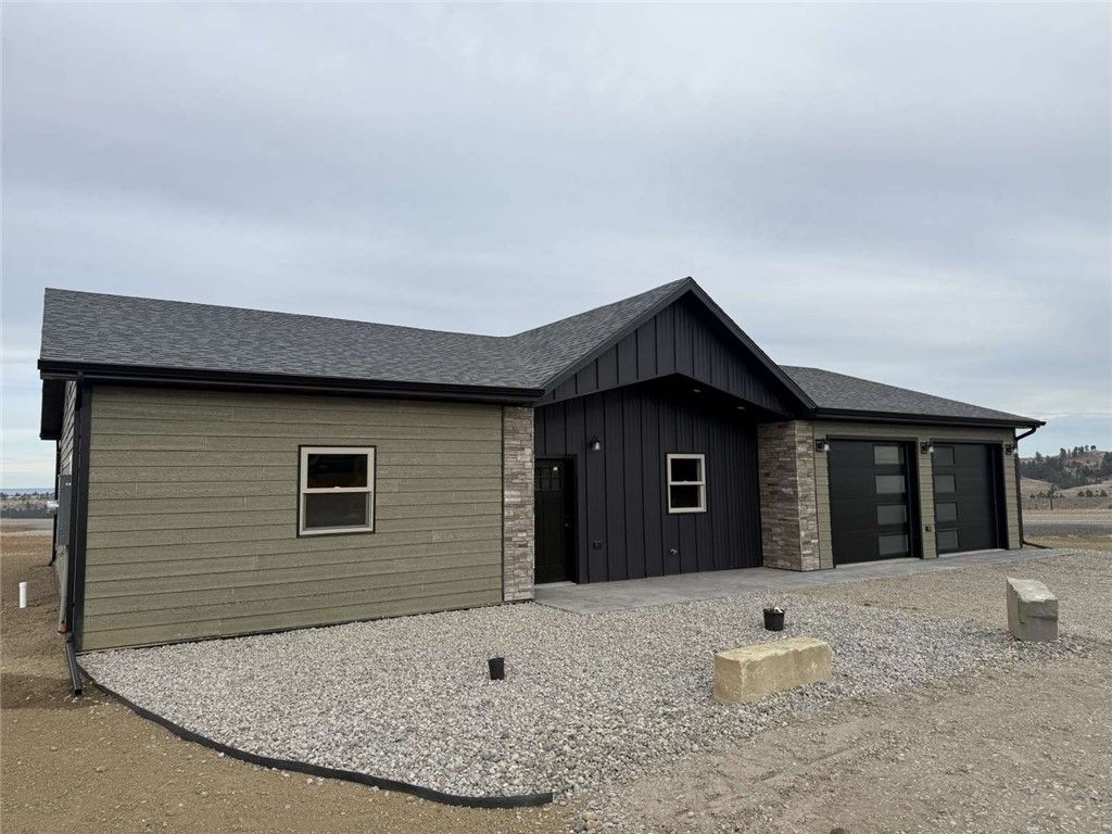 Photo of 1226 Starview Lane, Billings, MT 59101 (MLS # 357161)