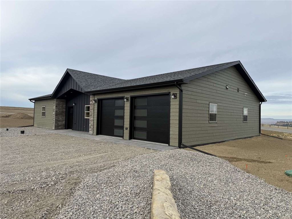 1226 Starview Lane