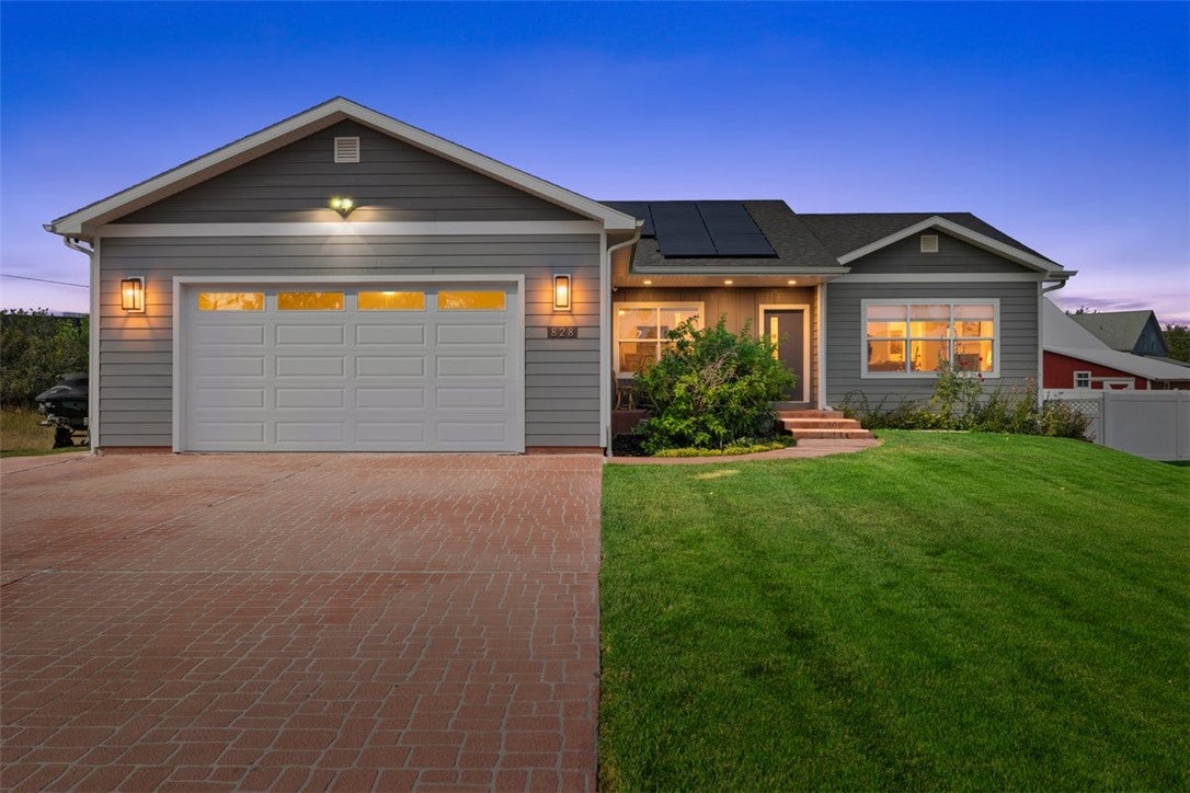 828 Troy Circle