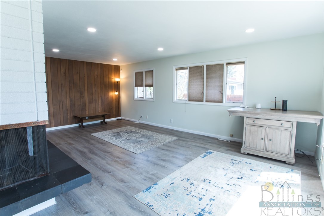 Billings, Montana 59102, United States, 4 Bedrooms Bedrooms, ,3 BathroomsBathrooms,Residential,Contingent,58455