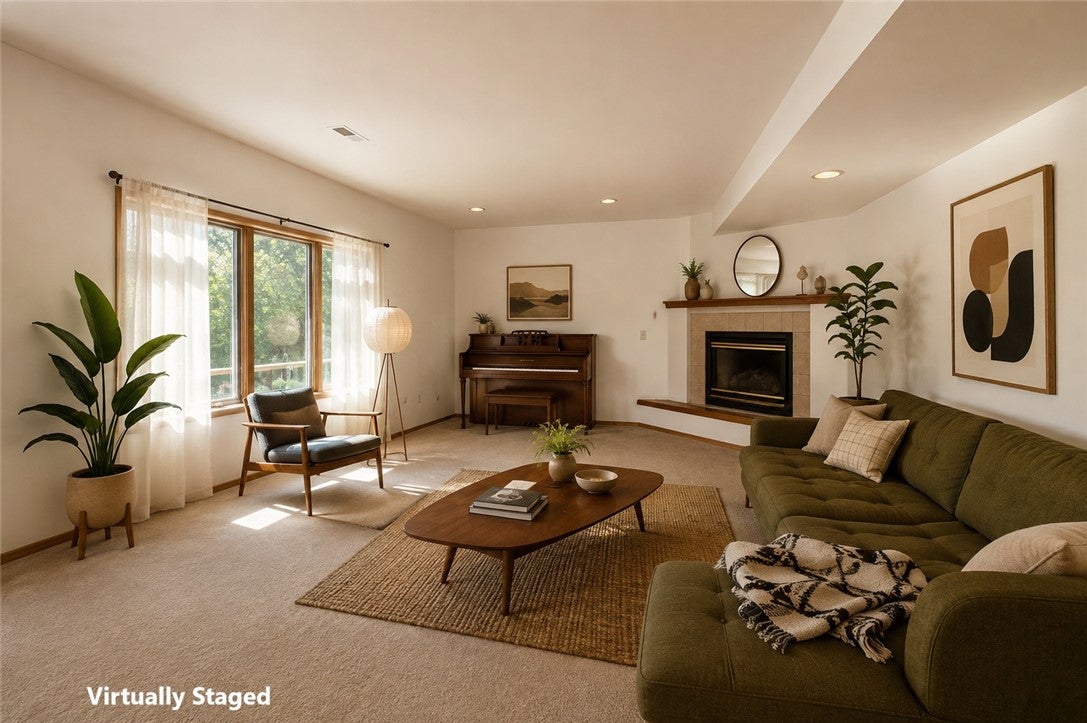 2214 Ridgeview Drive
