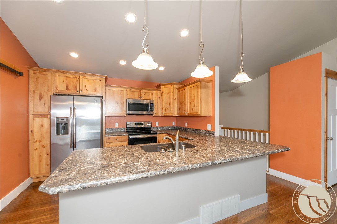 Billings, Montana 59105, United States, 7 Bedrooms Bedrooms, ,3 BathroomsBathrooms,Residential,Active,85025