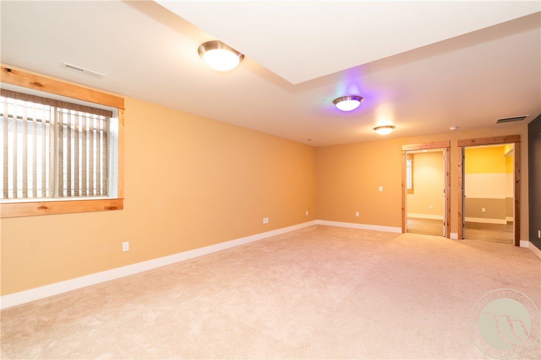 Billings, Montana 59105, United States, 7 Bedrooms Bedrooms, ,3 BathroomsBathrooms,Residential,Active,85025