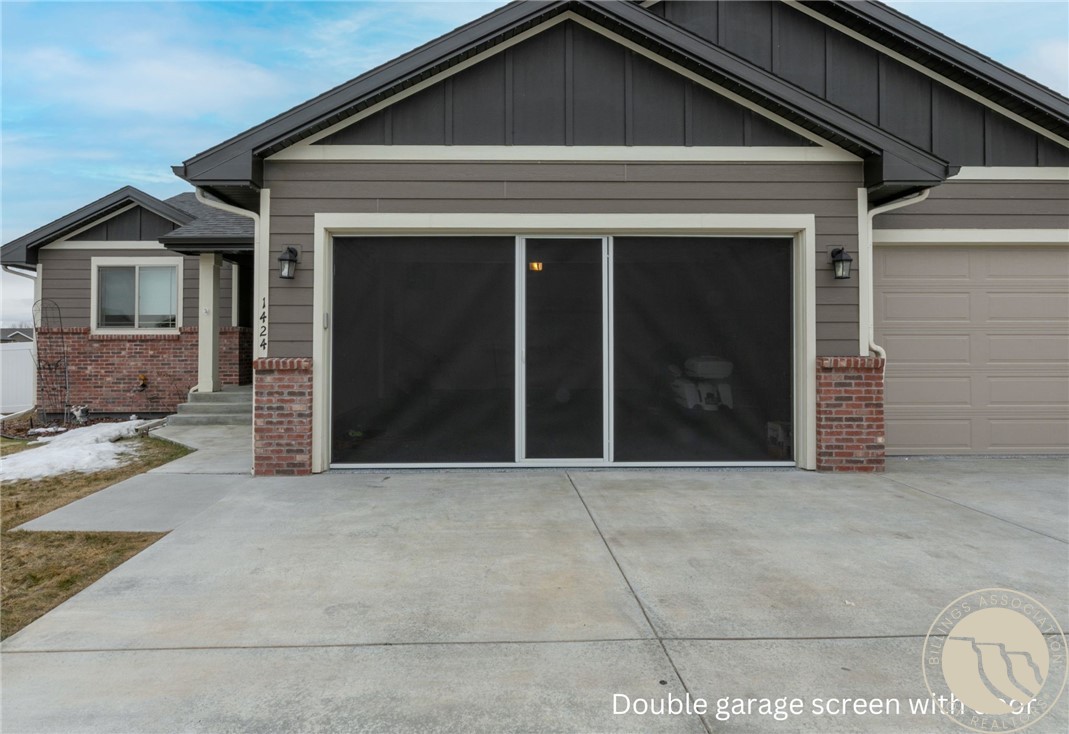 Billings, Montana 59105, United States, 7 Bedrooms Bedrooms, ,3 BathroomsBathrooms,Residential,Active,85025