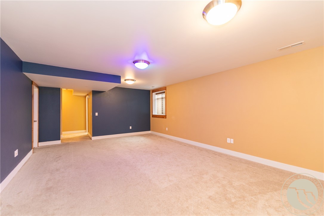 Billings, Montana 59105, United States, 7 Bedrooms Bedrooms, ,3 BathroomsBathrooms,Residential,Active,85025