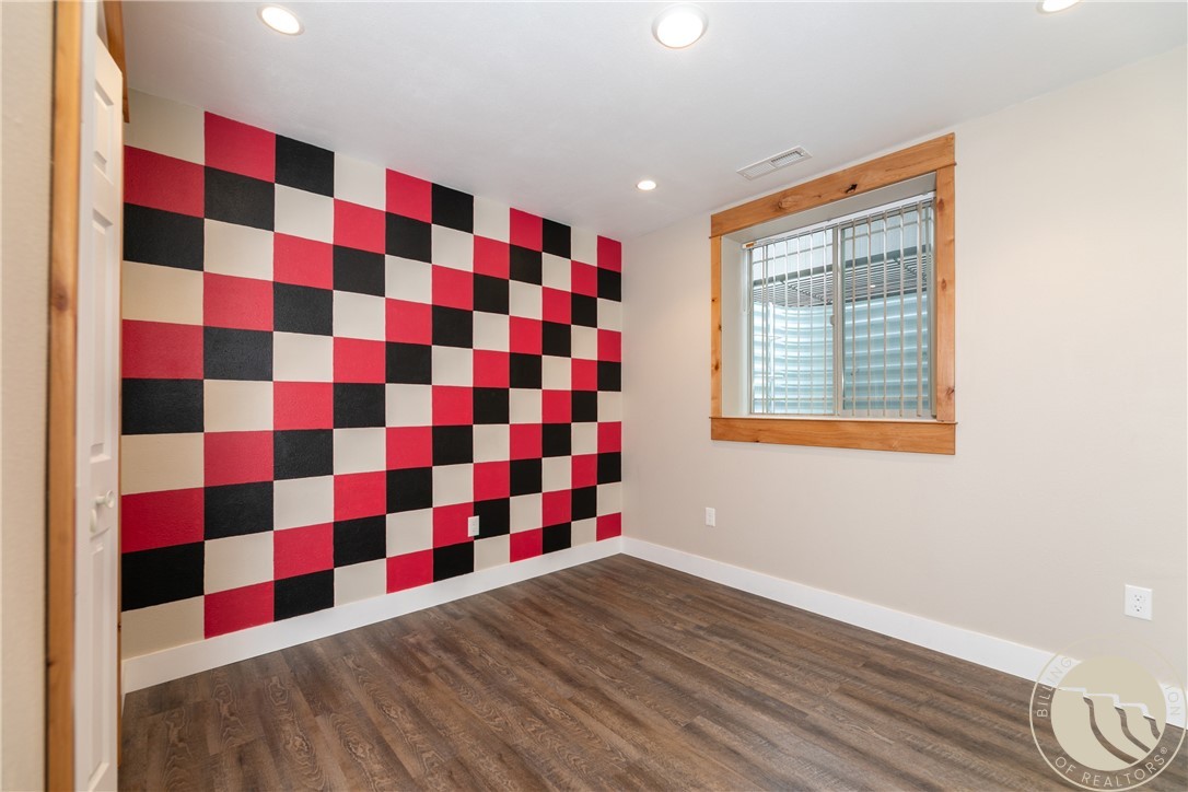 Billings, Montana 59105, United States, 7 Bedrooms Bedrooms, ,3 BathroomsBathrooms,Residential,Active,85025