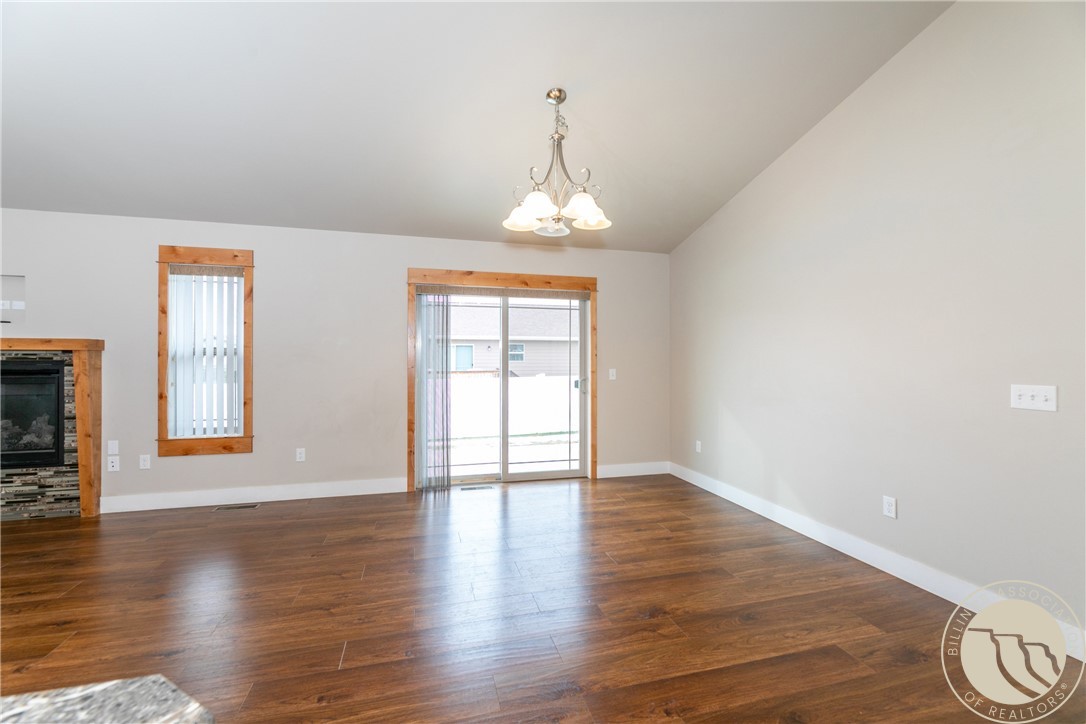 Billings, Montana 59105, United States, 7 Bedrooms Bedrooms, ,3 BathroomsBathrooms,Residential,Active,85025