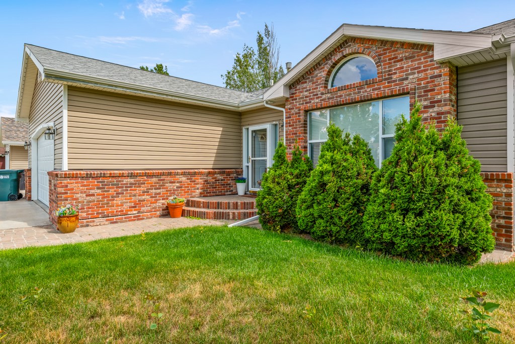 1216 Gardenia Drive