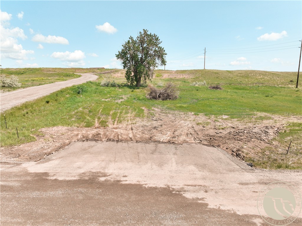 7212 White Pine Circle