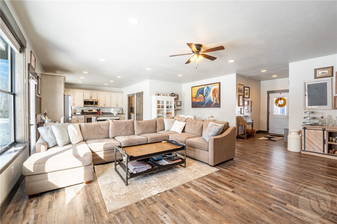 Red Lodge, Montana 59068, United States, 3 Bedrooms Bedrooms, ,2 BathroomsBathrooms,Residential,Active,513