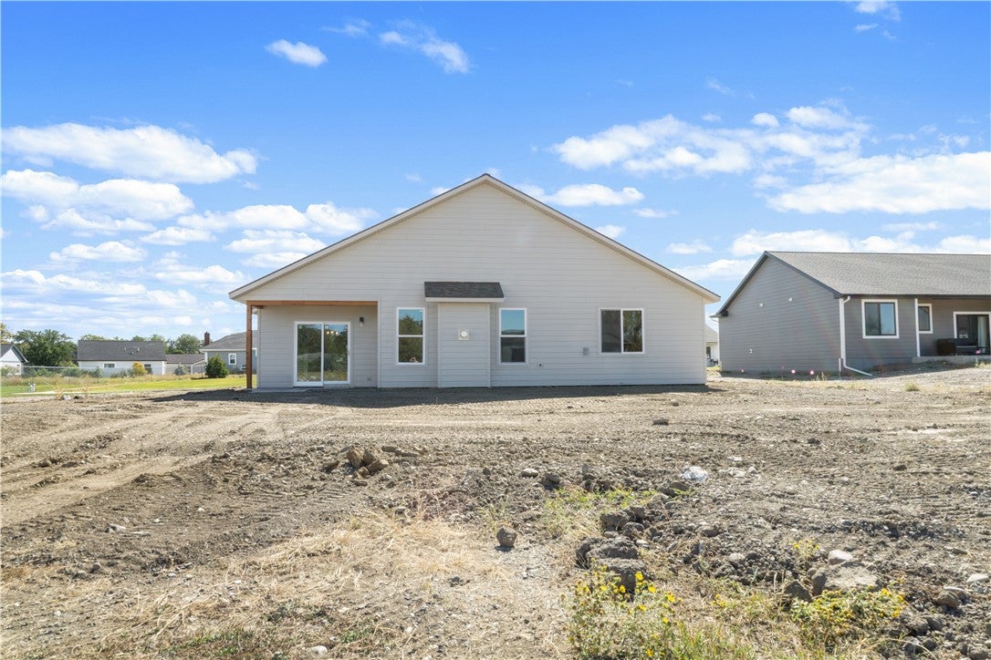 2642 Palmer Lane