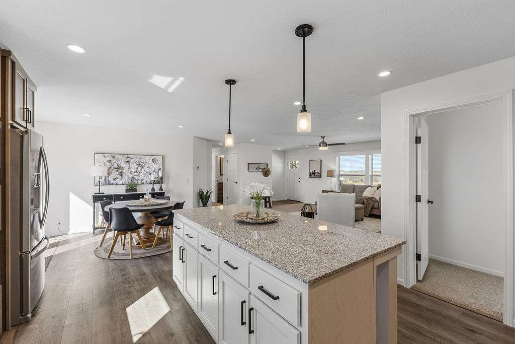 6855 Shooters Bluff Trail