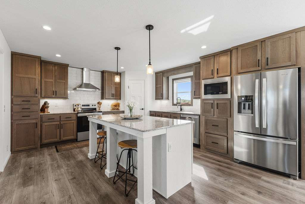 6855 Shooters Bluff Trail