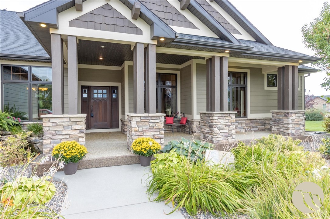 5331 Mule Deer Court